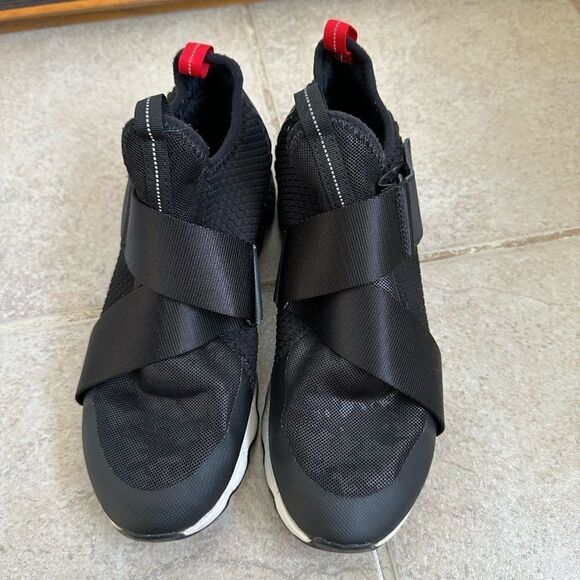 Sorel Kinetic High Top Sneaker size 8.5 Chunky Sole Slip On Hook Loop Closure - Picture 2 of 8